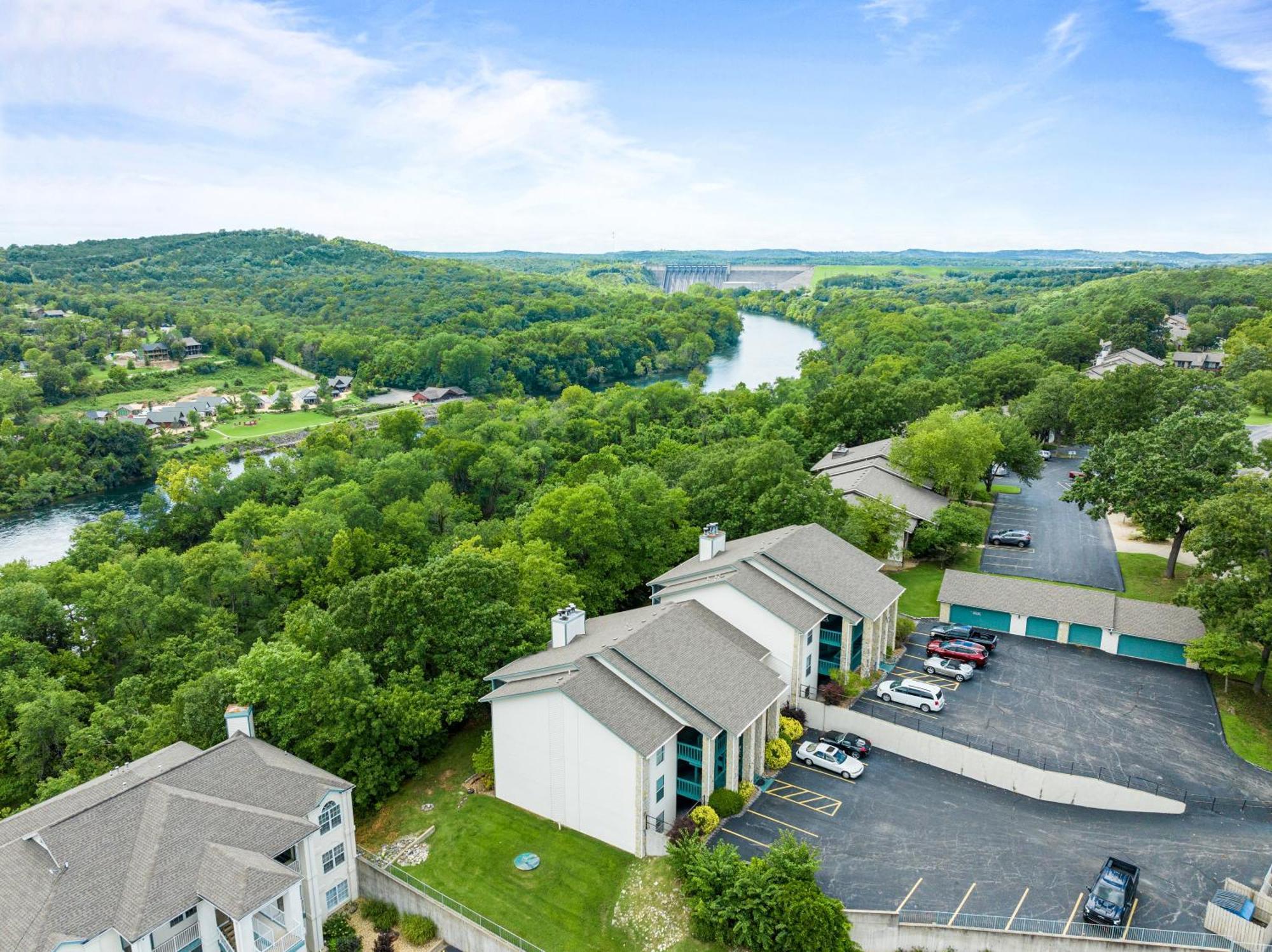 Bluffs Oasis Condo Branson Extérieur photo